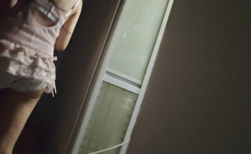 虹桥菜场进去第一家五金店旁边，